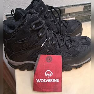 NWT Wolverine Women's Wilderness boot